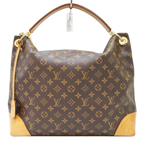 Louis Vuitton Berri Bag .